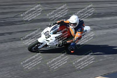 media/Jan-16-2026-CVMA Friday Practice (Fri) [[6f2bf47531]]/5-Racer 4-Trackday1/Session 2 (Bowl)/